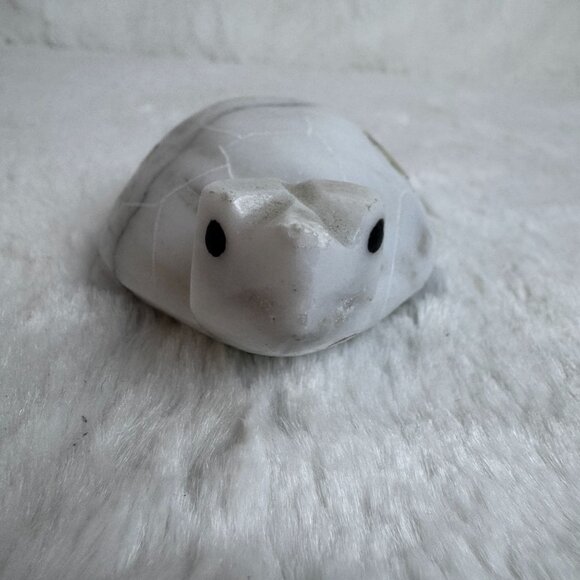 Vintage Hand Carved White Onyx Marble Turtle Figurine Mexico stone collectible - Picture 2 of 7